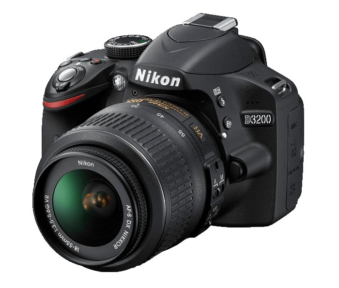 Nikon D3200 w/ 18-55mm Lens Kit